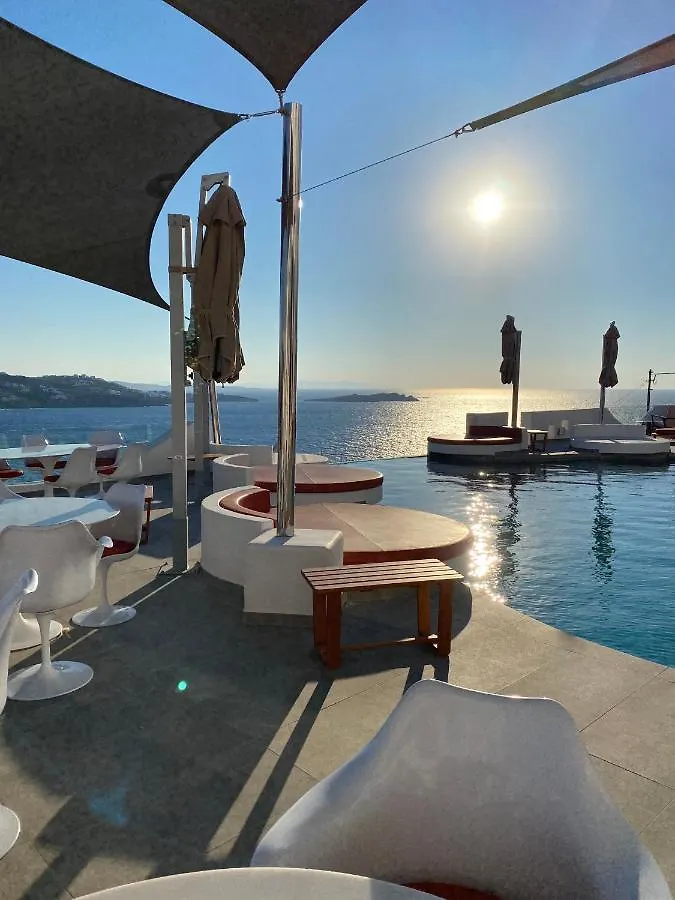Absolute Mykonos Suites & More Mykonos Town