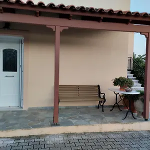 Lefki Λακήθρα